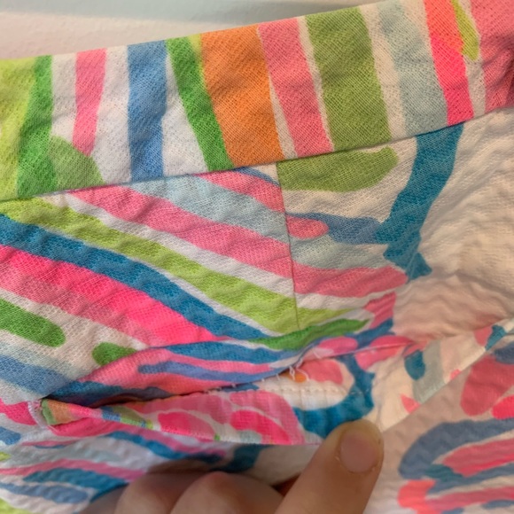 Lily Pulitzer Shellabrate Shorts in Size 2 - Picture 9 of 15